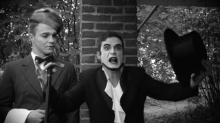 In seinem Garten liebt Don Pedro Bella Donna