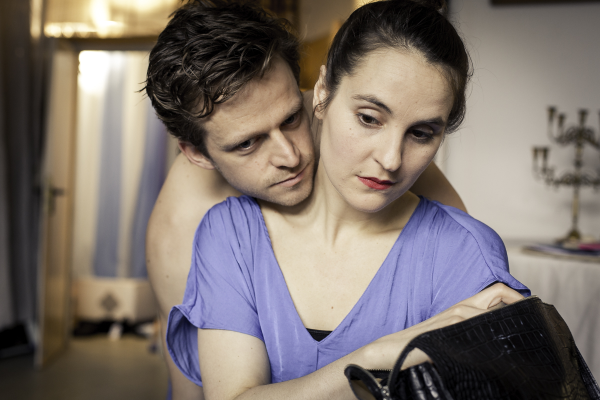 Vergewaltigt Wird Hier Keiner